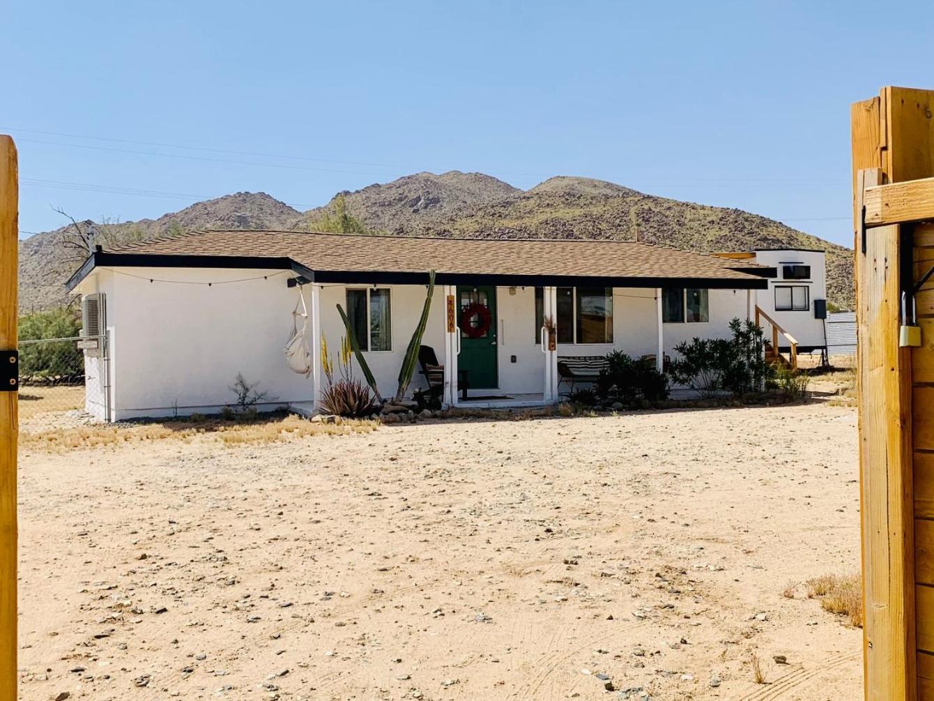 Casa Agave: Comfy Joshua Tree Cottage With Free Breakfast Bar المظهر الخارجي الصورة